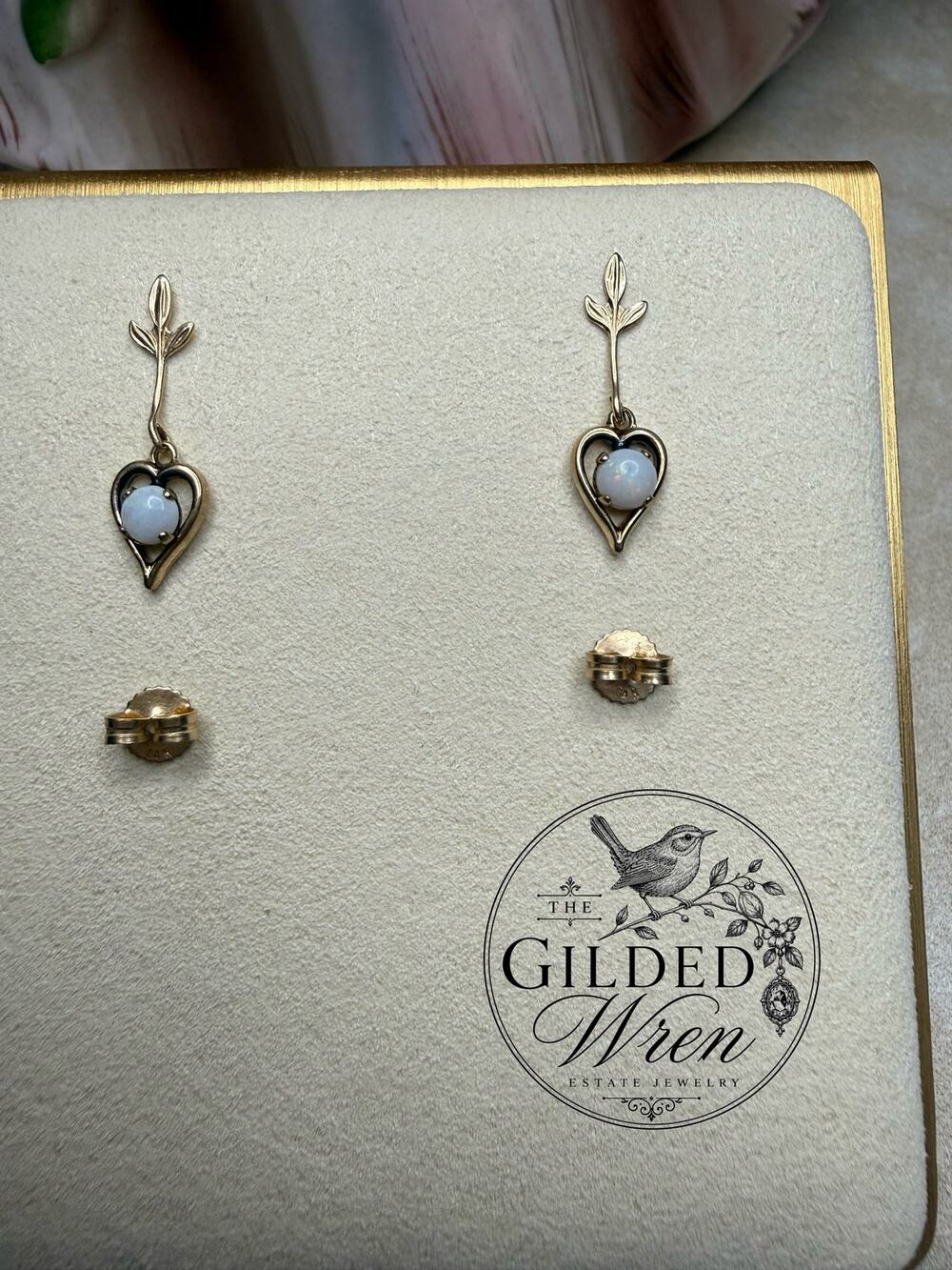 Vintage 14K Gold Natural White Opal Heart Dangle Earrings Floral Posts 4mm Opals